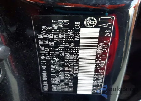 2010 Toyota Corolla Matrix z USA, uszkodzony, nr VIN 2T1KU4EE5AC242833